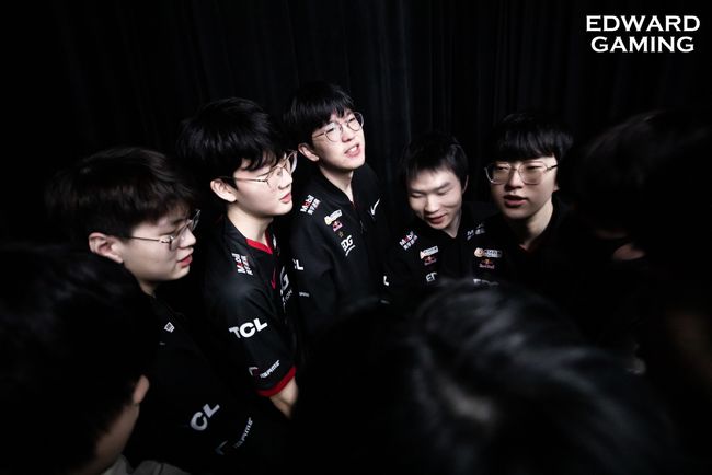 内切和传中 内切和传中