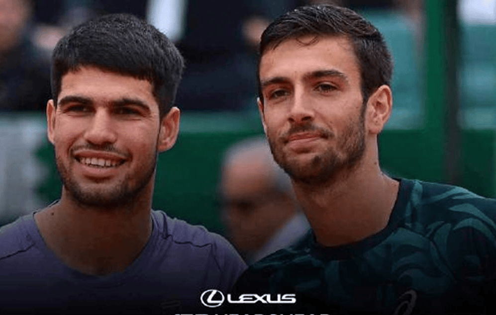 表现出色 表现出色